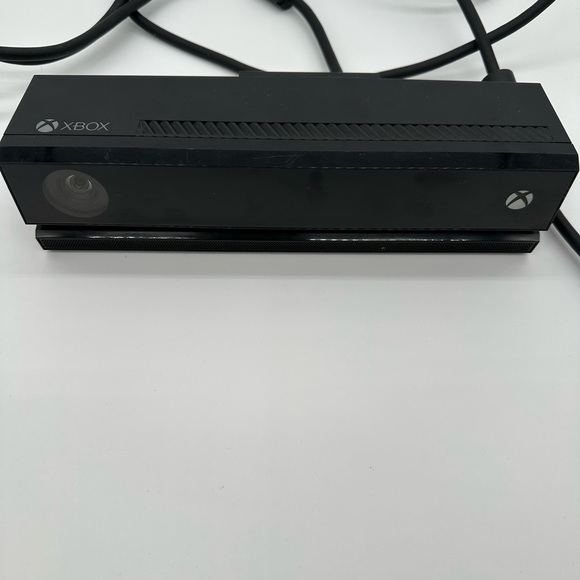 Black Xbox Kinect Sensor - Picture 4 of 4
